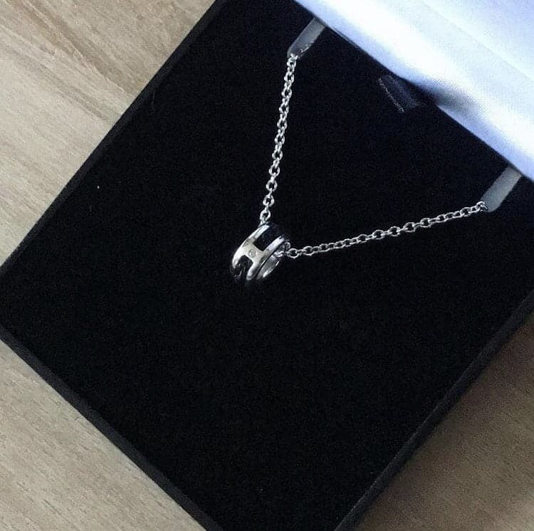 Pendentif ÔDE avec diamant
